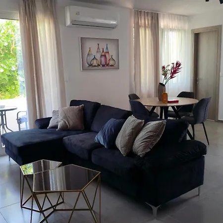 Kos Cozy Apartment